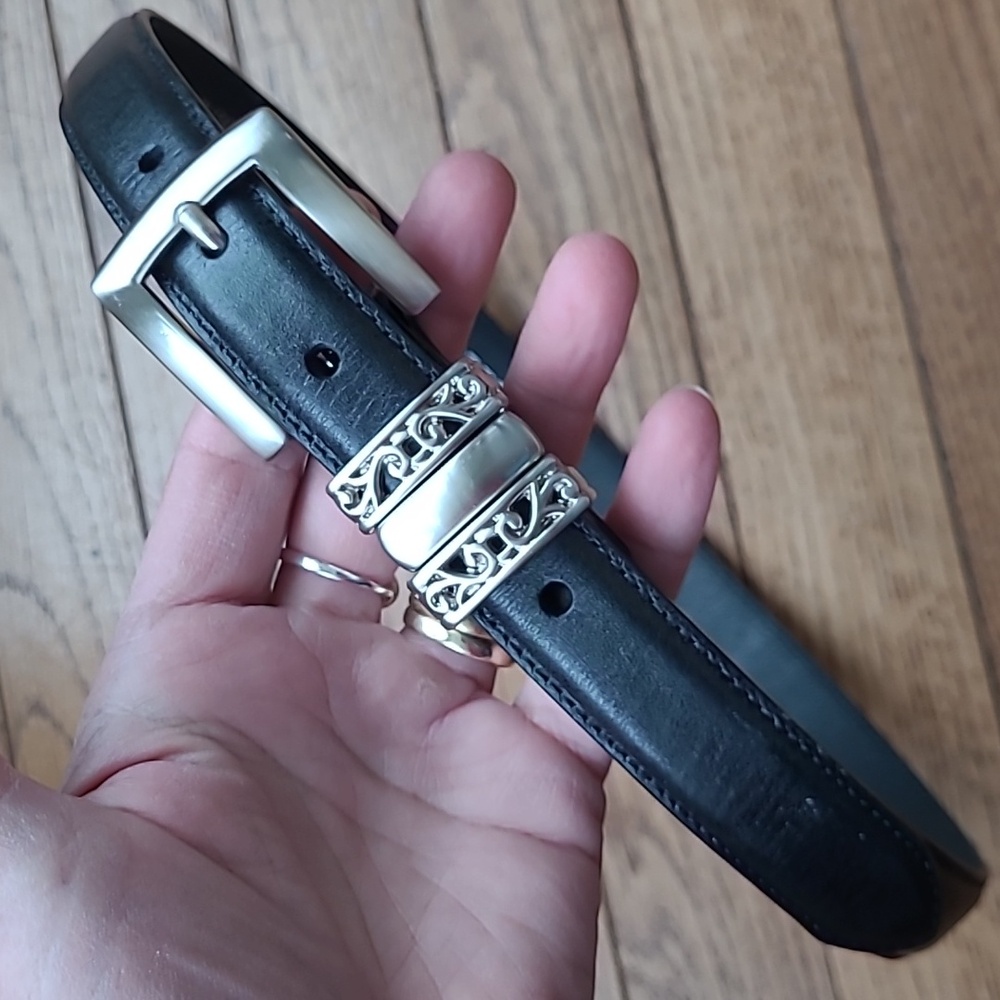 Beltmasters Black LeatherBelt with Decorative Silver Tone Buckle S